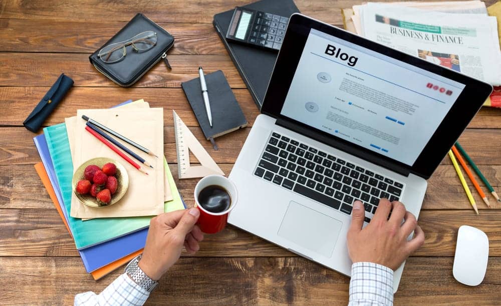 How to write blogs and website content like a professional content writer.