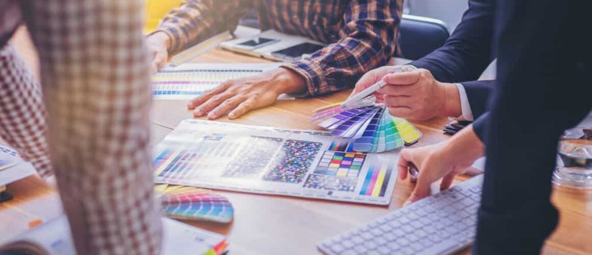 Why you should hire a professional graphic designer