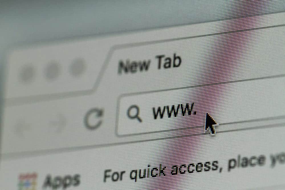 How to think of the right domain name for your new business website How to think of the best domain name for your business website.