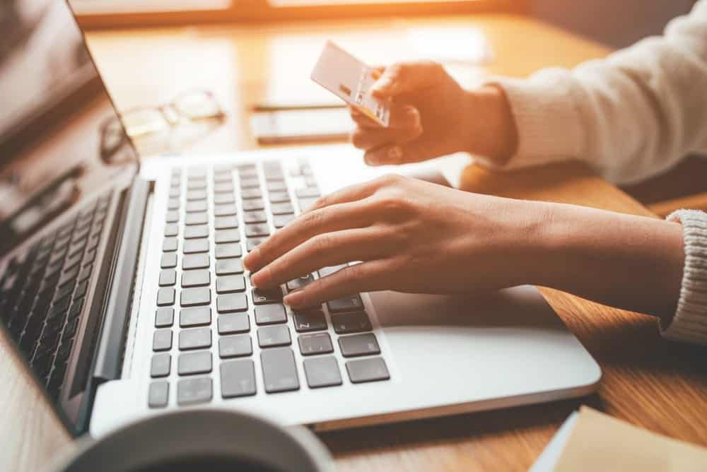 How and why you should update or revamp your eCommerce website for the new year: 2021