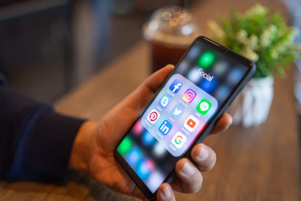 Create engaging short videos for social media Create short and engaging videos for social media