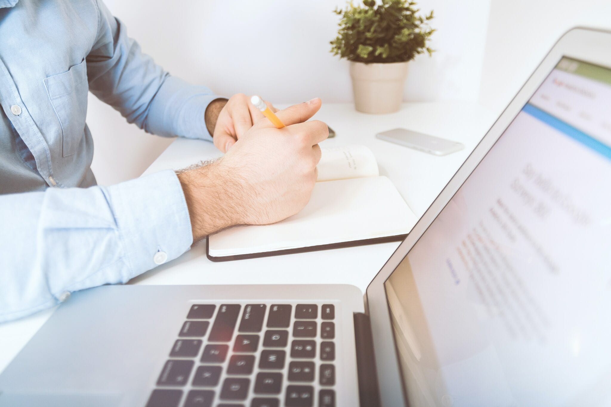 Why Blog? The benefits of blogging for businesses and marketing. Why Blog? The benefits of blogging for businesses and marketing.