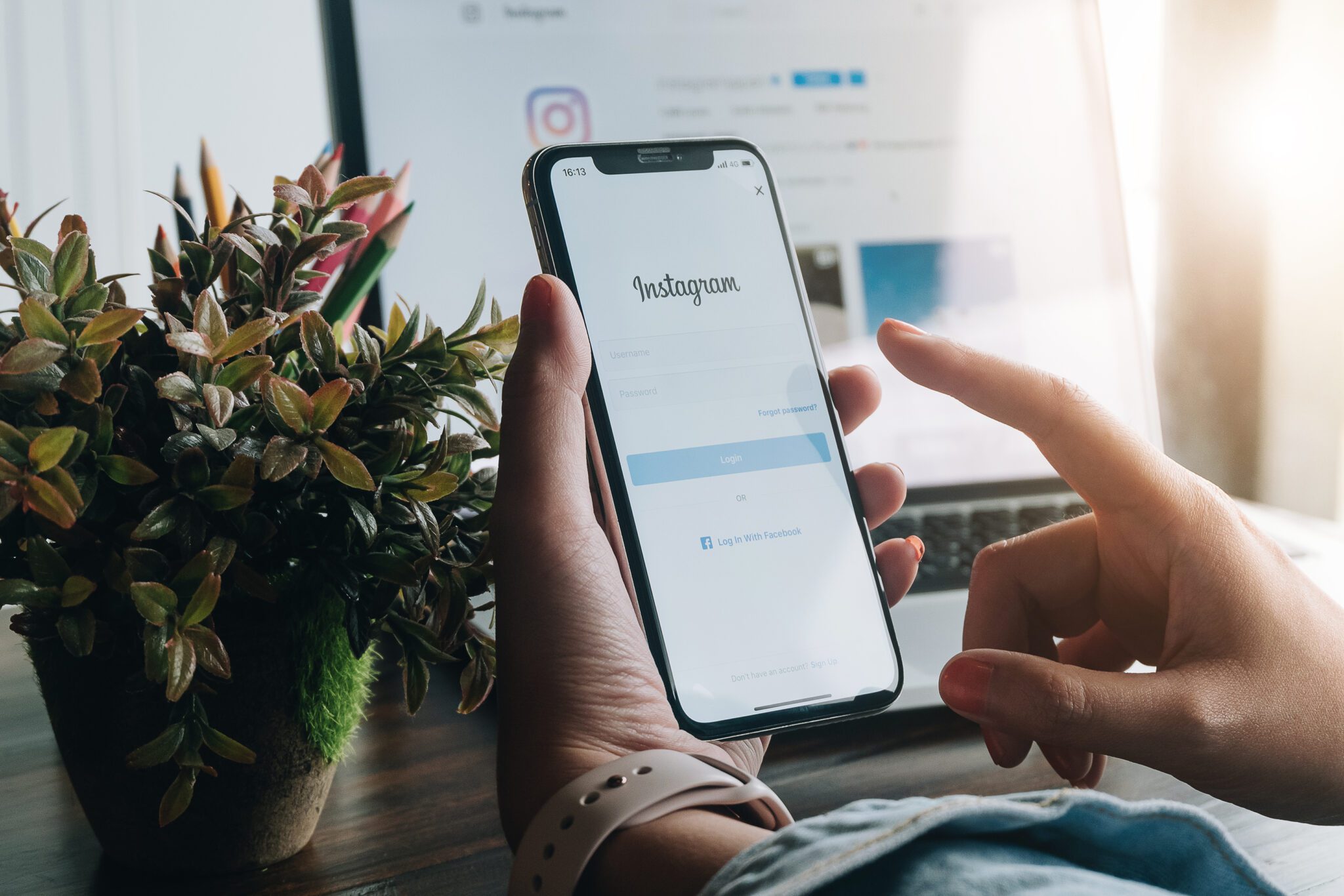 Reasons to Use Instagram for Your Business Reasons to Use Instagram for Your Business