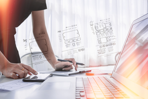 Optimising User Experience: The Key to Successful Web Design Optimising User Experience: The Key to Successful Web Design